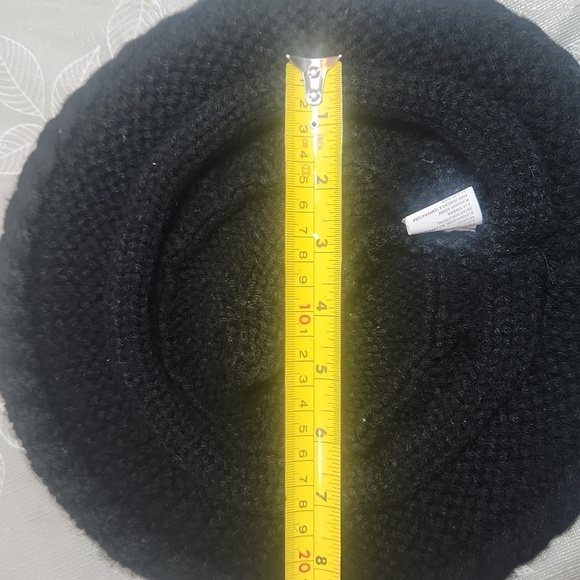 Urban Tree Knitted Hat - Picture 5 of 7